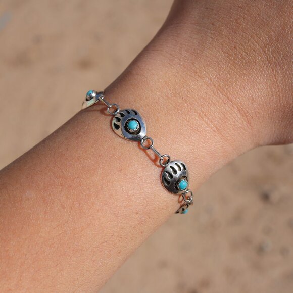 Native American Jewelry - Handmade Navajo Mini Bear Paw Link Bracelet Turquoise Stone Jewelry Sz 7.75in.**